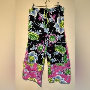 Soft Surroundings Sz S Floral Cropped Pants Embellished Tropical Beachy Artsy